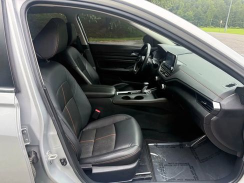 Used 2021 Nissan Altima 2.5 SR image 17