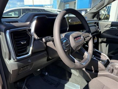 New 2026 GMC Canyon Elevation w/ Convenience Package image 2