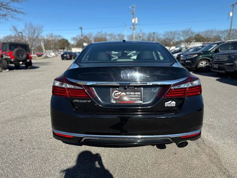 Used 2016 Honda Accord EX-L image 9