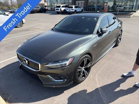 Used 2019 Volvo S60 T6 Inscription image 1