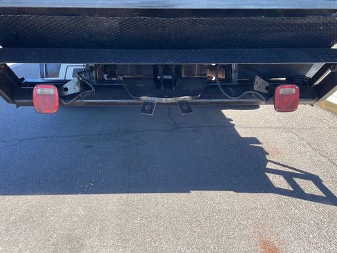 Used 2015 Ford F550 2WD Regular Cab Super Duty image 8