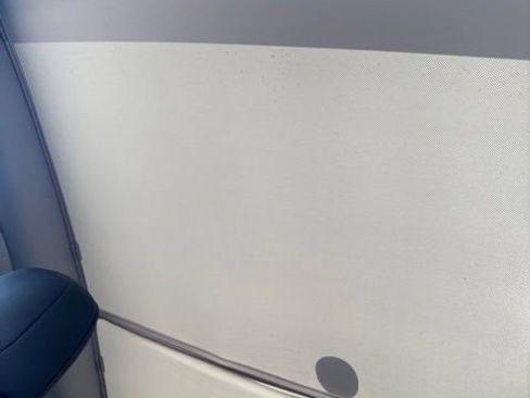 Used 2021 Tesla Model Y Long Range AWD/4WD image 19