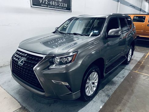 Used 2014 Lexus GX 460 w/ Premium Package AWD/4WD image 2