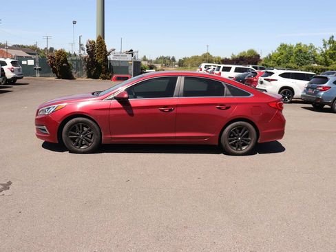 Used 2015 Hyundai Sonata SE FWD image 8