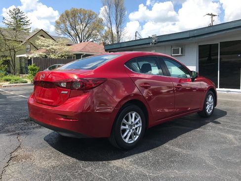 Used 2016 MAZDA MAZDA3 i Sport w/ Preferred Equipment Package FWD image 7