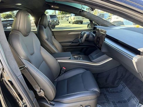 Used 2022 Tesla Model X Plaid image 31