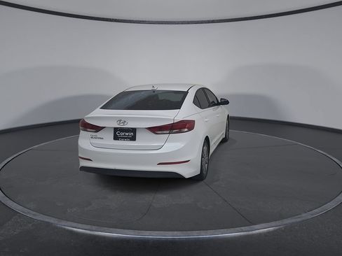 Used 2018 Hyundai Elantra Value Edition FWD image 17