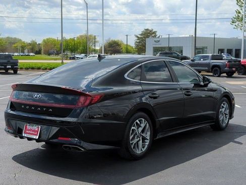 Used 2023 Hyundai Sonata SEL FWD image 5