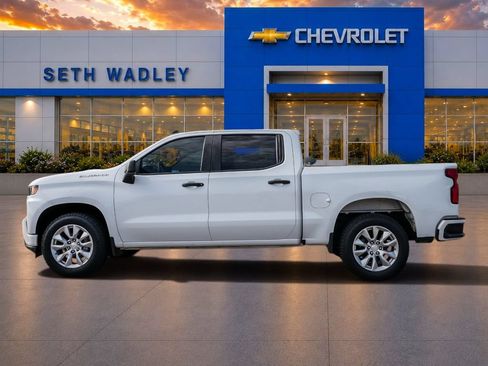 Used 2022 Chevrolet Silverado 1500 Custom RWD image 4