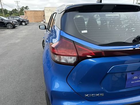 Used 2023 Nissan Kicks SV FWD image 25