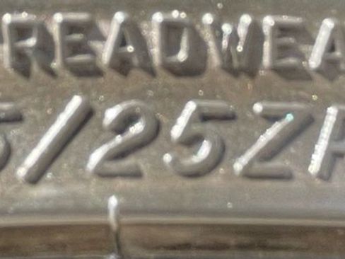 Used 2015 Mercedes-Benz SL 550 image 25