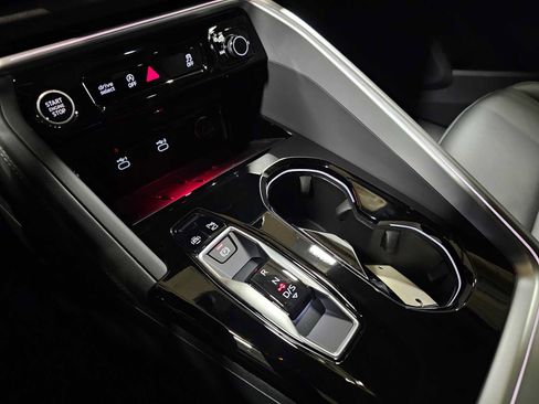 New 2025 Audi Q5 Prestige image 61