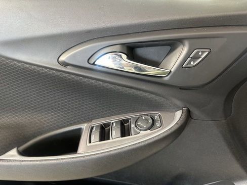 Used 2024 Chevrolet Malibu LT image 18