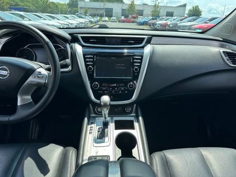Used 2018 Nissan Murano SL w/ Midnight Edition Package FWD image 16