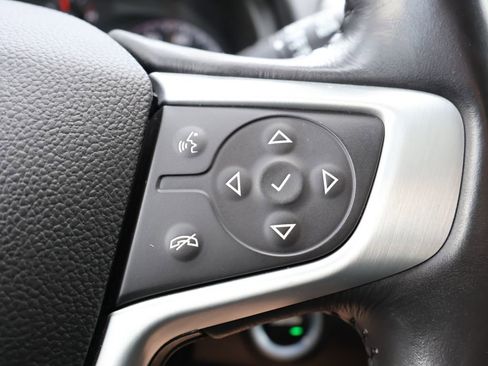 Used 2018 GMC Terrain SLE FWD image 17