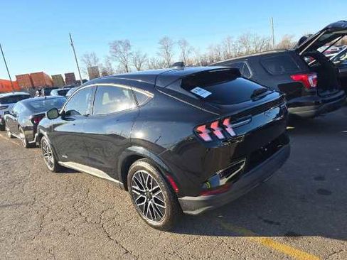 Used 2025 Ford Mustang Mach-E Premium image 4