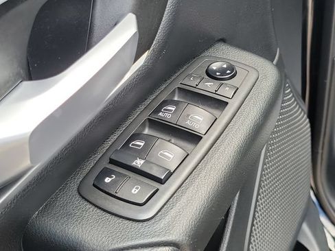 Used 2021 RAM 1500 Big Horn RWD image 19