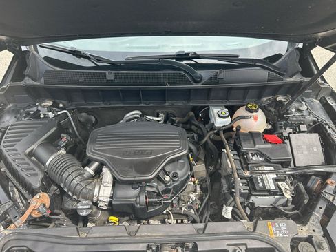 Used 2019 GMC Acadia Denali w/ Technology Package AWD/4WD image 32