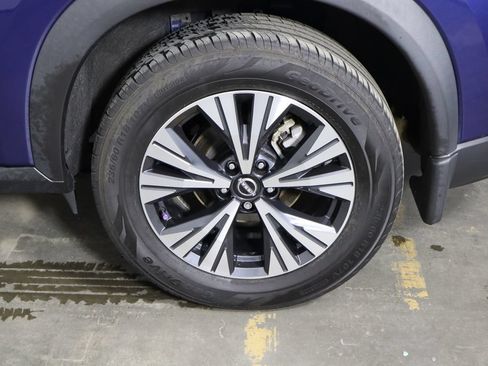 Used 2023 Nissan Rogue SV w/ SV Premium B Package FWD image 41