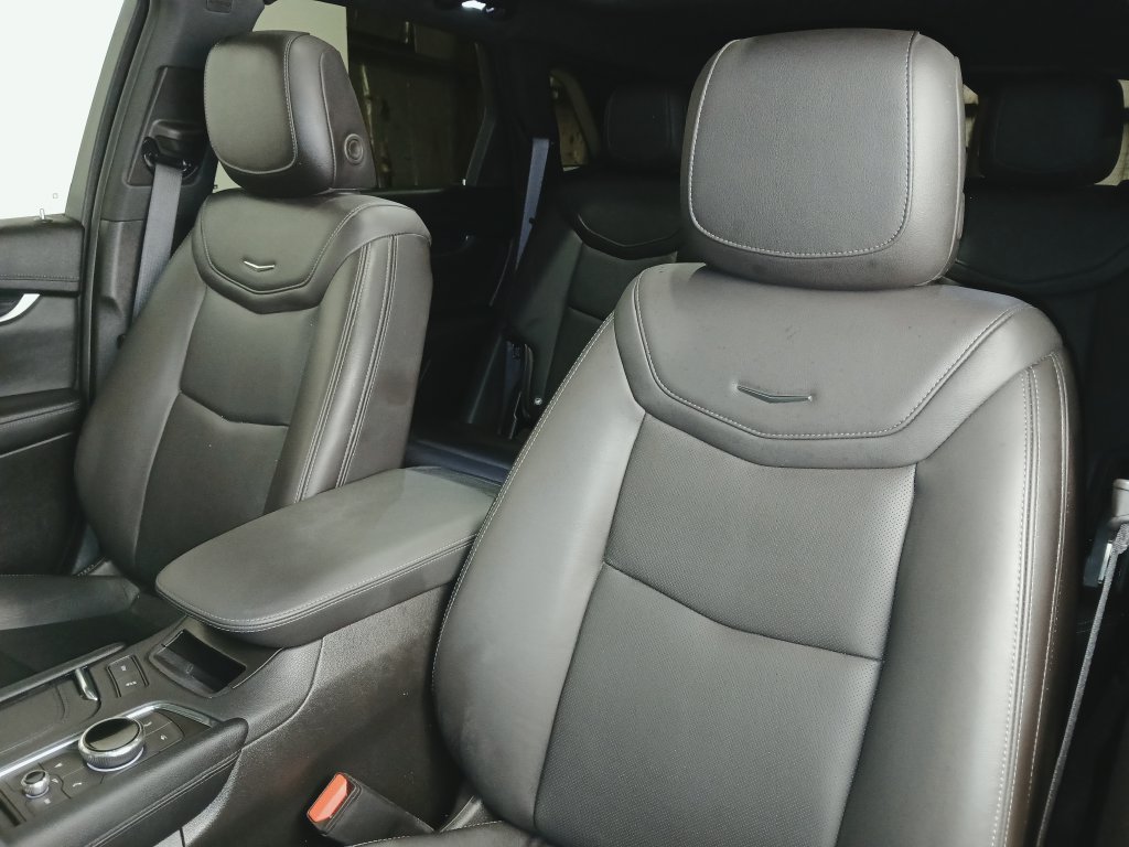 Used 2024 Cadillac XT5 Premium Luxury AWD/4WD image 11