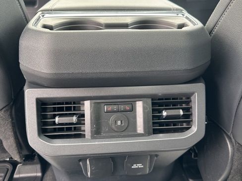 New 2024 Ford F250 Lariat w/ Lariat Ultimate Package image 26