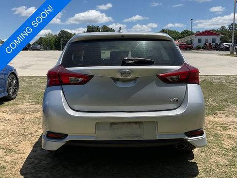 Used 2016 Scion iM FWD image 3