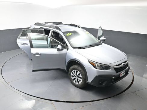 Used 2021 Subaru Outback Premium w/ Popular Package #1 AWD/4WD image 60