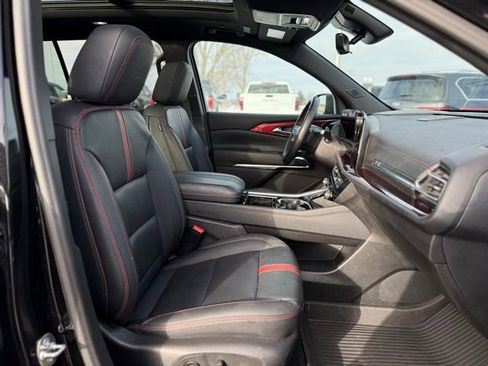 Used 2024 Chevrolet Traverse RS w/ LPO, Floor Liner Package image 21