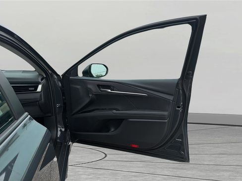Used 2026 Toyota Camry LE FWD image 21