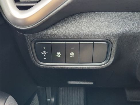 Certified 2023 Kia Soul LX w/ Option Group 015 image 22