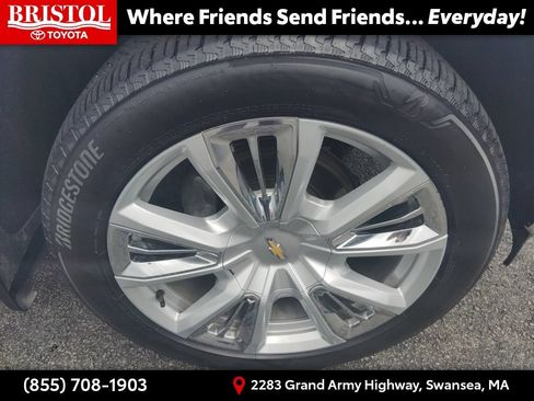 Used 2024 Chevrolet Silverado 1500 High Country w/ Technology Package AWD/4WD image 10