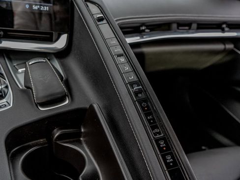 Used 2020 Chevrolet Corvette Stingray Coupe w/ 1LT image 35