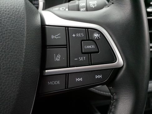Certified 2024 Toyota Highlander LE AWD/4WD image 26