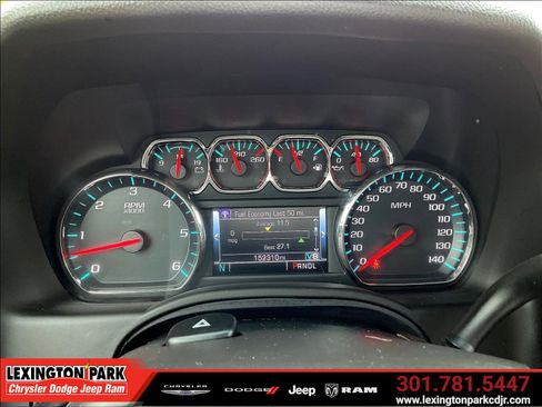 Used 2018 Chevrolet Suburban LT AWD/4WD image 13