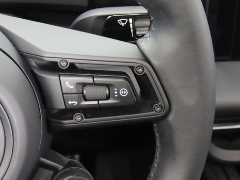 Certified 2025 Porsche Macan Electric RWD image 22