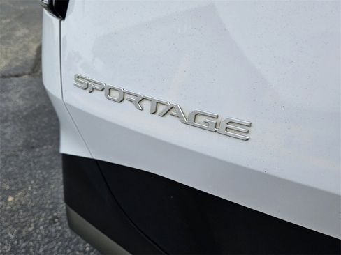 Used 2023 Kia Sportage X-Pro Prestige image 11