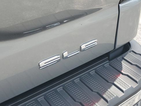 Certified 2024 GMC Sierra 1500 SLE w/ Preferred Package RWD image 10