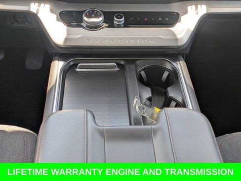 Used 2025 Ford Expedition Active RWD image 21