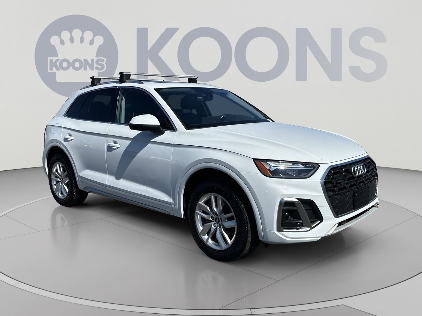 Used 2023 Audi Q5 2.0T Premium w/ Convenience Package AWD/4WD image 2