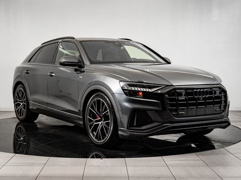 Used 2021 Audi Q8 Prestige image 5