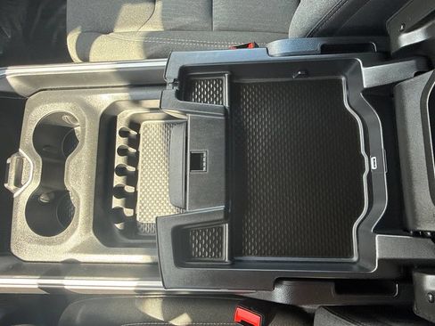 Used 2023 RAM 1500 Big Horn AWD/4WD image 34