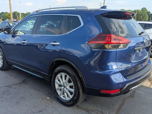 Used 2019 Nissan Rogue SV FWD image 5