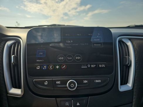 Used 2024 Chevrolet Malibu LT image 13