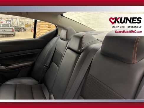 Used 2025 Nissan Altima 2.5 SR image 31