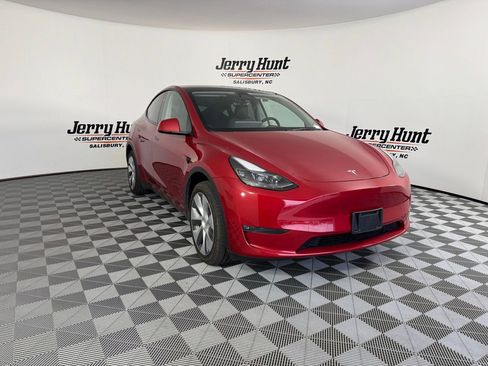 Used 2023 Tesla Model Y Long Range image 7