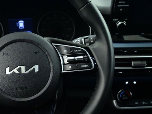 Used 2023 Kia Seltos S image 5