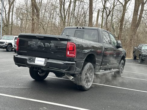 New 2026 RAM 2500 Laramie AWD/4WD image 17