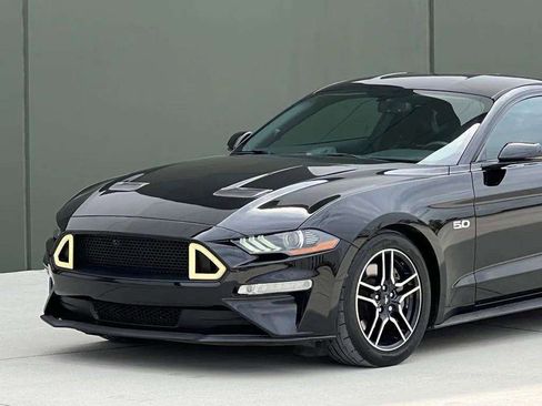 Used 2020 Ford Mustang GT Premium w/ Equipment Group 401A RWD image 12