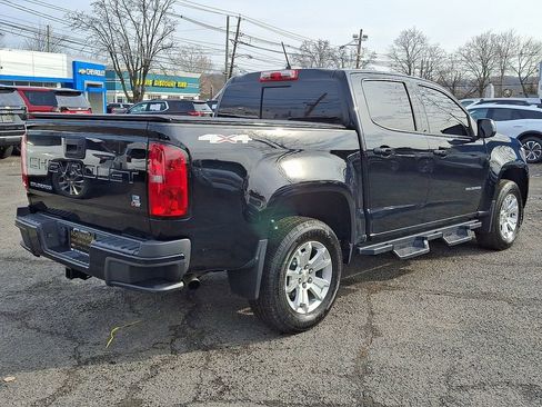 Used 2022 Chevrolet Colorado LT w/ LT Convenience Package image 7