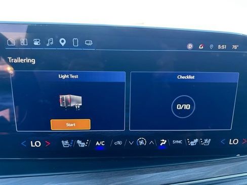 Used 2025 Chevrolet Tahoe Premier RWD image 31